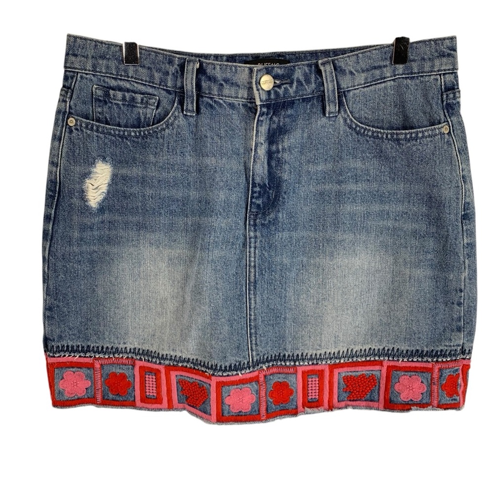 Buffalo David Bitton Denim Skirt with Red and Pink Trim floral embroidery sz 30w